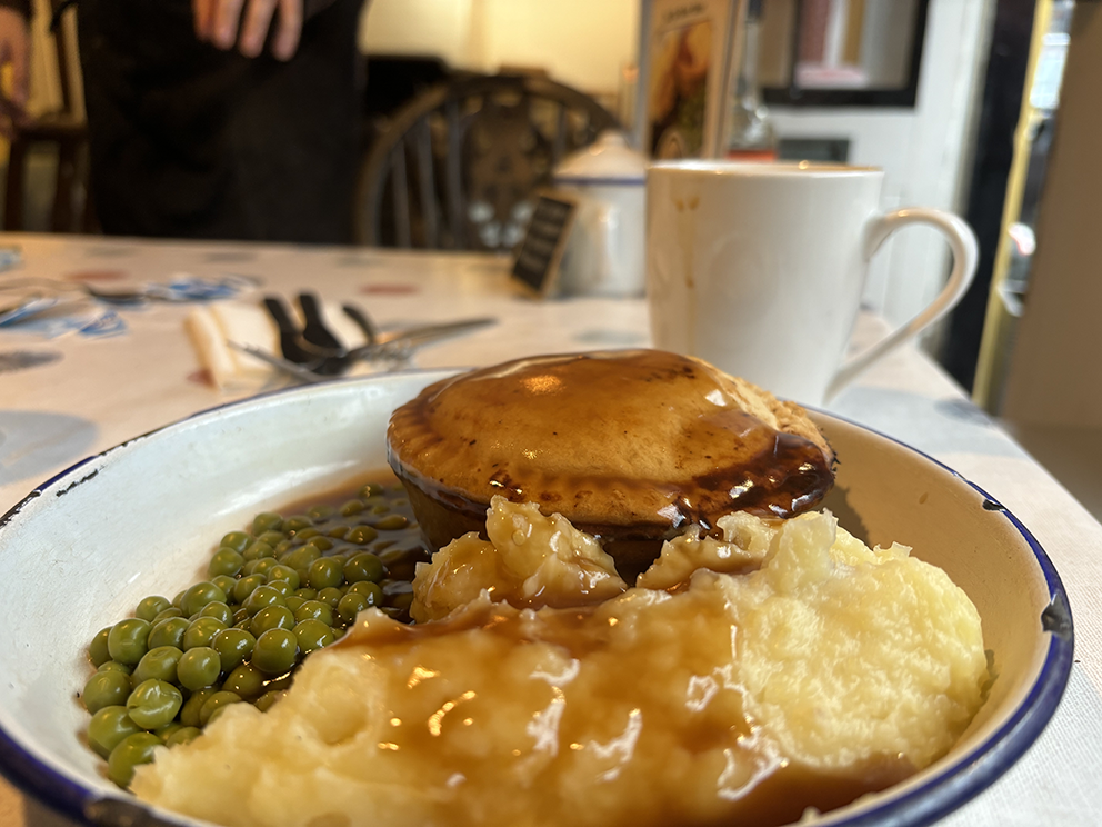 Humble Pie 'n' Mash in Whitby: A Timeless Journey Back to 1940s Britain Through Comfort Food and Nostalgia